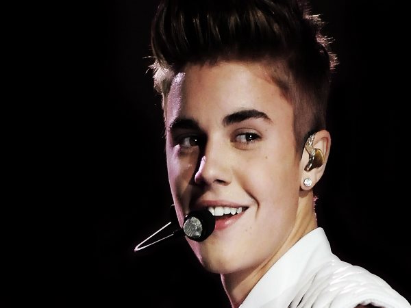 8 लाख 60 हजार से अधिर व्यूज