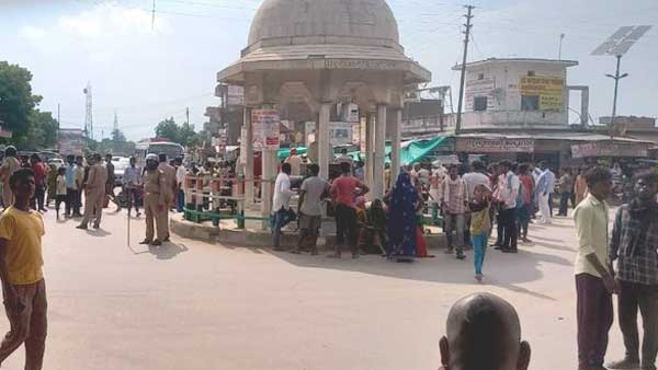 दो बेटे और दो बेटियों में सबसे बड़ा था मृतक