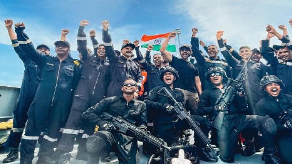 जवानों साथ एक्टर की रस्साकशी जवानों साथ एक्टर की रस्साकशी