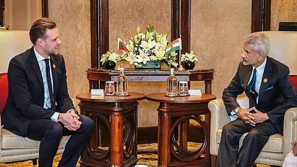 भारत की नीति में बदलाव भारत की नीति में बदलाव