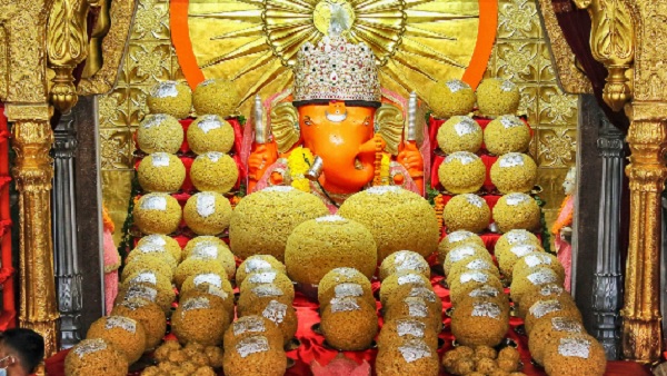 श्रीगणेशाय धीमहि