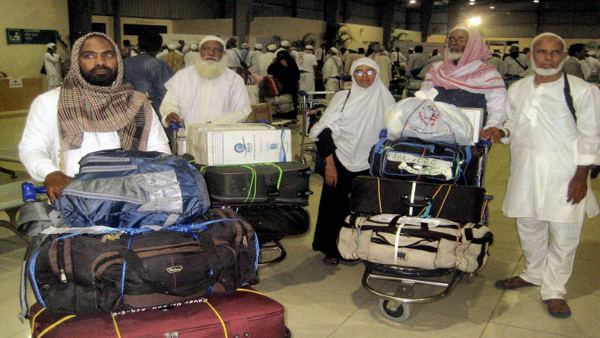 मोहम्मद साहब से चूमा था काला पत्थर!