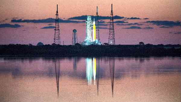 आर्टेमिस 3 की लैंडिंग 2025 में होगी