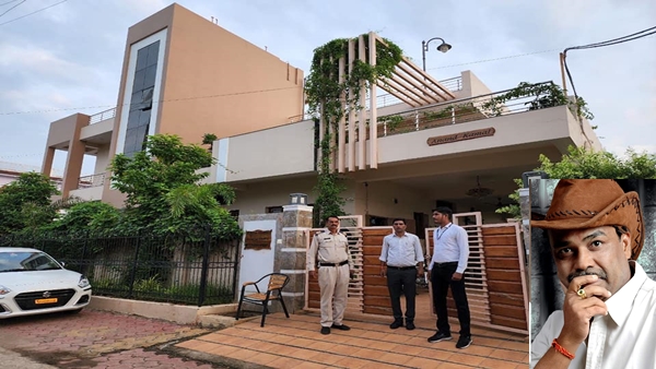 रात करीब 3 बजे जांच टीम ने बोला धावा 