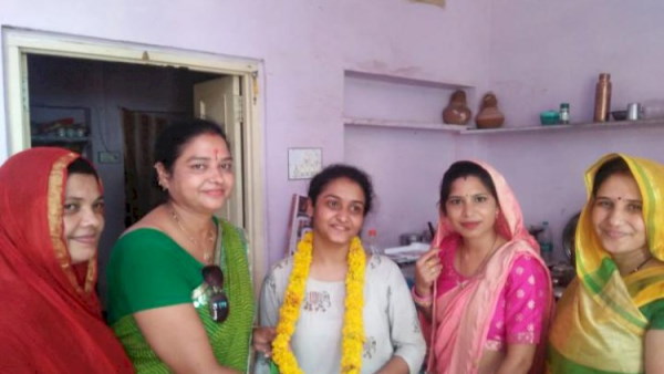 बेगू चित्‍तौड़गढ़ की रहने वाली हैं एसडीएम नेहा छीपा