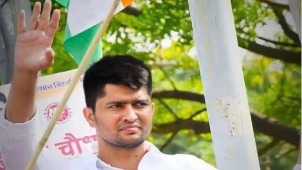 आरयू छात्रसंघ अध्यक्ष निर्मल चौधरी का वायरल वीडियो आरयू छात्रसंघ अध्यक्ष निर्मल चौधरी का वायरल वीडियो