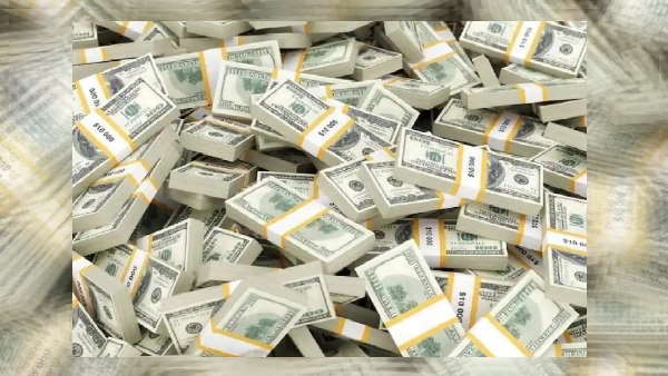 Money Laundering का दिखाया डर, लूट लिए 6 लाख 