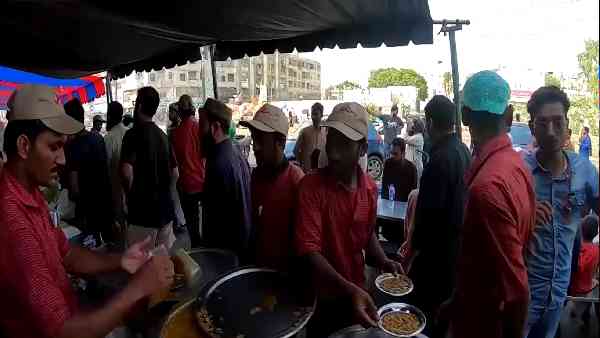 ढाबा कारोबारियों को भी नुकसान