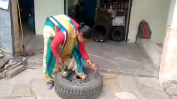 57 वर्षीय महिला पहाड़ की दूसरी महिलाओं के लिए मिसाल 57 वर्षीय महिला पहाड़ की दूसरी महिलाओं के लिए मिसाल