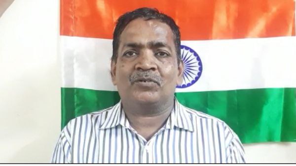 30 वर्षों से विशेष अंग वाले नोटों का संग्रह 30 वर्षों से विशेष अंग वाले नोटों का संग्रह