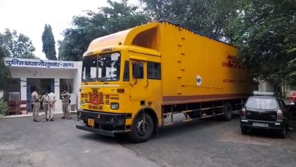 आंध्रप्रदेश एवं तमिलनांडु से गुड़गांव जा रही थी मोबाइल की खेप आंध्रप्रदेश एवं तमिलनांडु से गुड़गांव जा रही थी मोबाइल की खेप