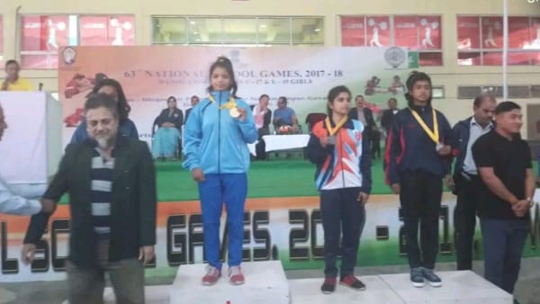 वाहनों की रैली के साथ सीधी पहुंची