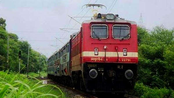 Punjab News: AC coaches of Bathinda Gorakhdham Express made More attractive by Indian Railways