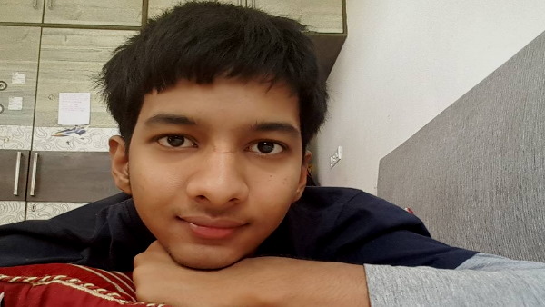 कोटा के व्‍यवसायी का बेटा है रचित