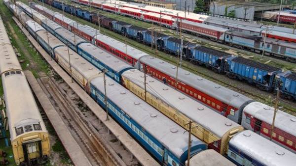 76 मिलियन सक्रिय यूजर