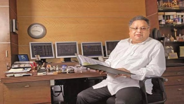 राकेश झुनझुनवाला के पास 25,000 करोड़ रुपये से अधिक के 33 शेयर थे