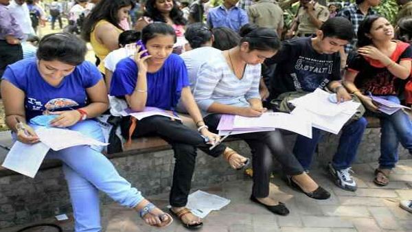 आलू- प्याज बेंचने का काम करते है जूही के पिता
