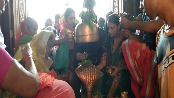 शिव जी की आरती