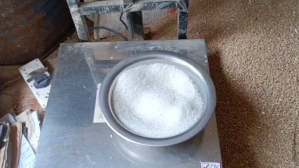 अधिकारियों से भी की शिकायत लेकिन नहीं हुआ कोई फायदा