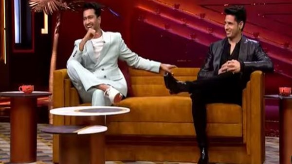 शादी के सवाल पर शर्माए सिद्धार्थ शादी के सवाल पर शर्माए सिद्धार्थ