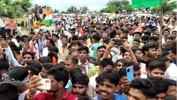 छोटे भाई-बहनों के आंसू नहीं रुके