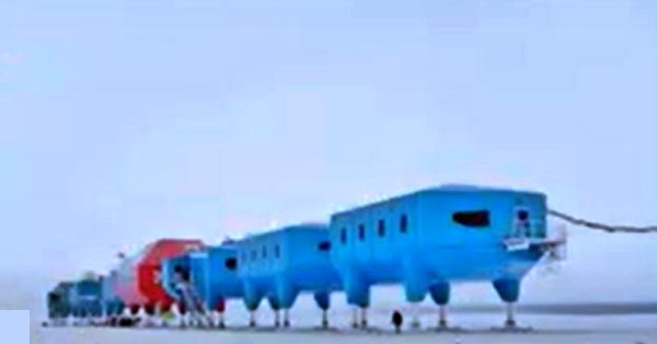 बिल्डिंग में अंटार्कटिक जैसा वातावरण