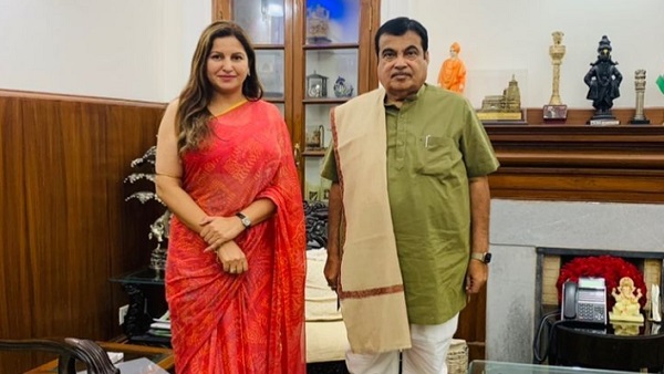 अपने पीछे बेटी छोड़ गईं सोनाली फोगाट 