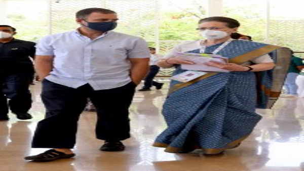 soniya gandhi