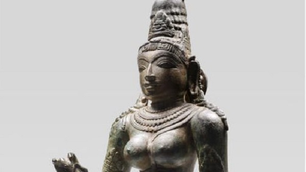 खूबसूरत मूर्ति आएगी वापस 