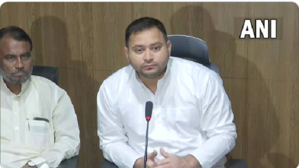 2015 से की सक्रिय राजनीति की शुरुआत