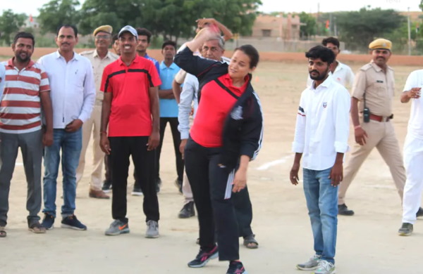 टीना डाबी ने खिलाडि़यों की हौसला अफजाई भी खूब की