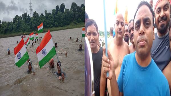 कलेक्टर से भी नहीं रहा गया और लगा दी छलांग...