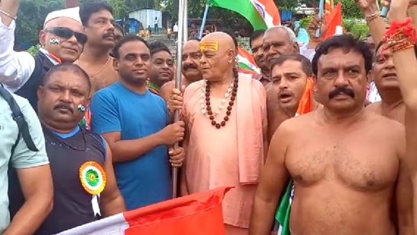 यात्रा समापन पर हुआ स्वागत