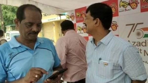 आजादी के अमृत महोत्सव के तहत निकाली गई तिरंगा यात्रा