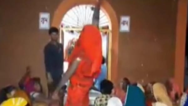 एक महीने पहले हुई थी बच्चे की मौत एक महीने पहले हुई थी बच्चे की मौत