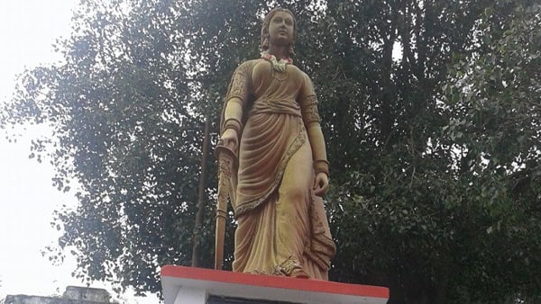  सात वर्ष तक लड़ते हुए 13 किलों पर विजय पाई