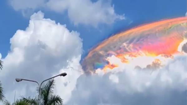 आसमान में अद्भुत नजारा