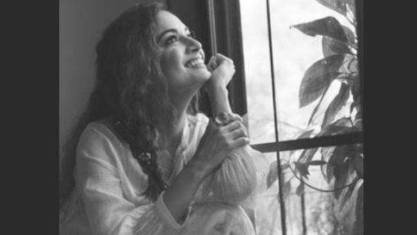 पिछले साल की शादी पिछले साल की शादी