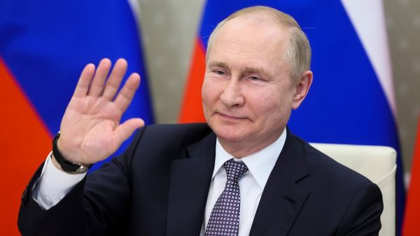 कई कंपनियों पर लगाया गया प्रतिबंध