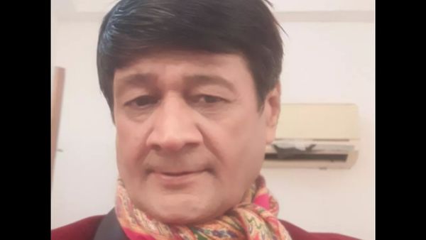 जब कहीं नहीं मिला काम