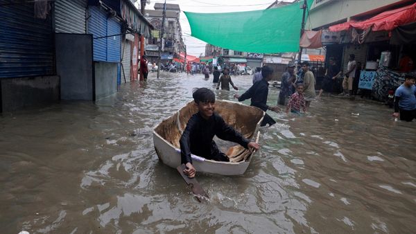 बलूचिस्तान में भी भयावह हैं हालात बलूचिस्तान में भी भयावह हैं हालात