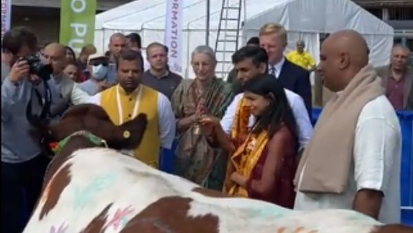 गौपूजा का वीडियो वायरल