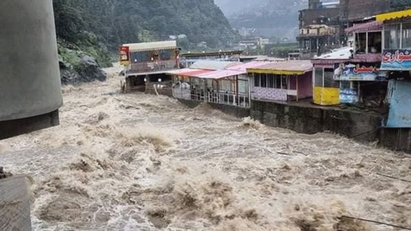पाकिस्तान के पास नहीं हैं पैसे