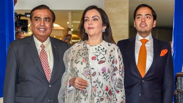 काफी प्रसिद्ध और महंगा है बीच काफी प्रसिद्ध और महंगा है बीच