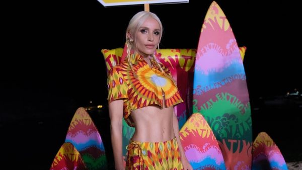 पॉप स्टार को भेजा गया जेल