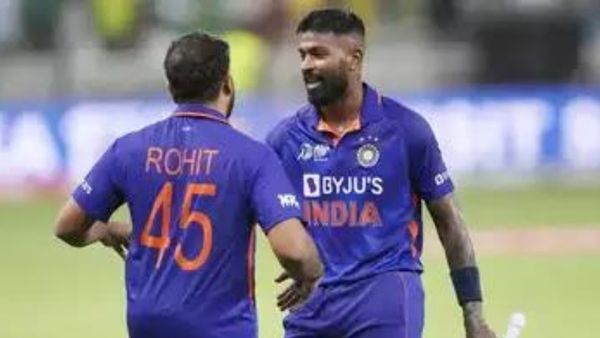 पहले मैच में हार्दिक पांड्या हीरो थे पहले मैच में हार्दिक पांड्या हीरो थे