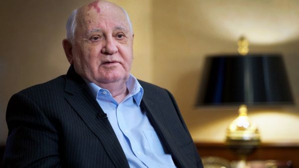 गोर्बाचेव की घरेलू राजनीति