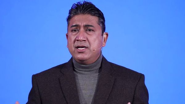 शेरी सिंह ने हुवाई को ऊंचाईयों पर पहुंचाया शेरी सिंह ने हुवाई को ऊंचाईयों पर पहुंचाया