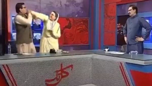 पाकिस्तानी नेता पहले भी कर चुके हैं ऐसी हरकत