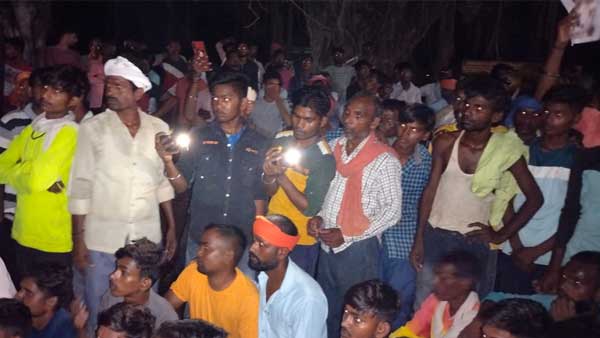 प्रबंधक और प्रधानाचार्य के खिलाफ मुकदमा दर्ज